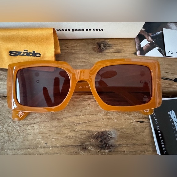 NEW WITH CASE Szade Dart Sunglasses ~ Burnt Honey/Cherry Cola ~ unisex ?️ main image 4